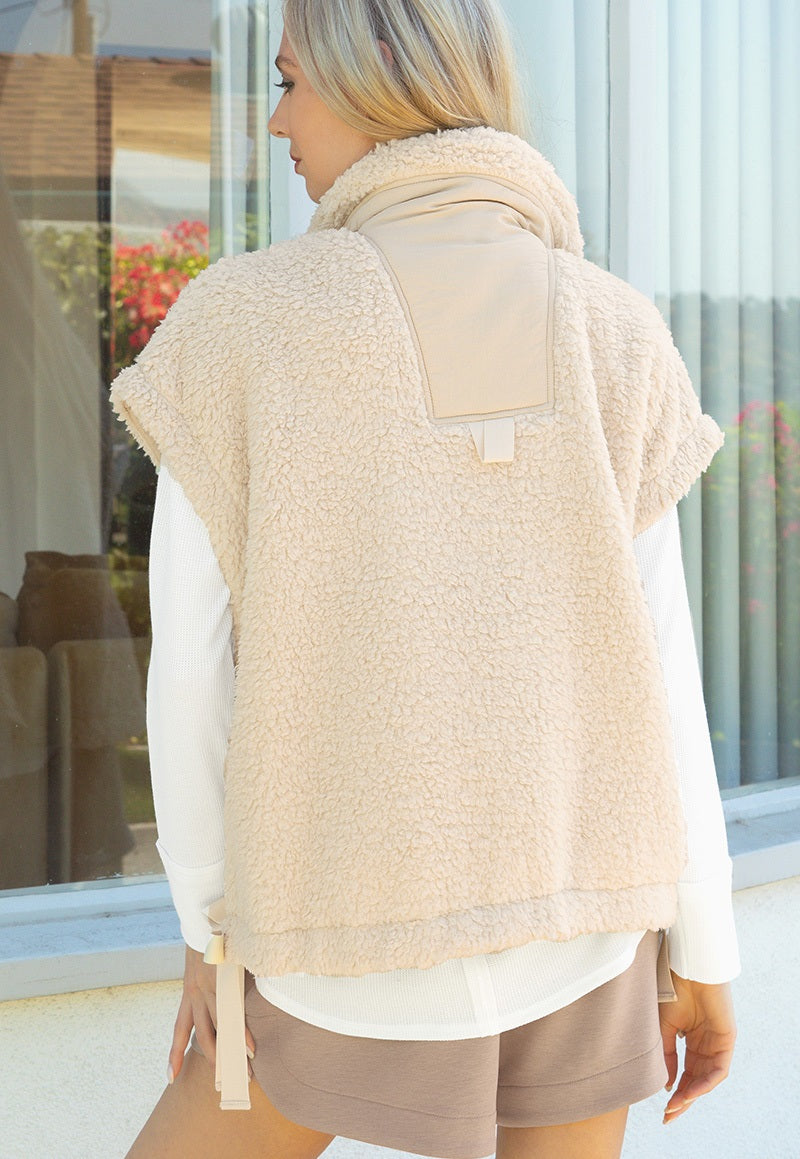Sand Faux Fur Vest
